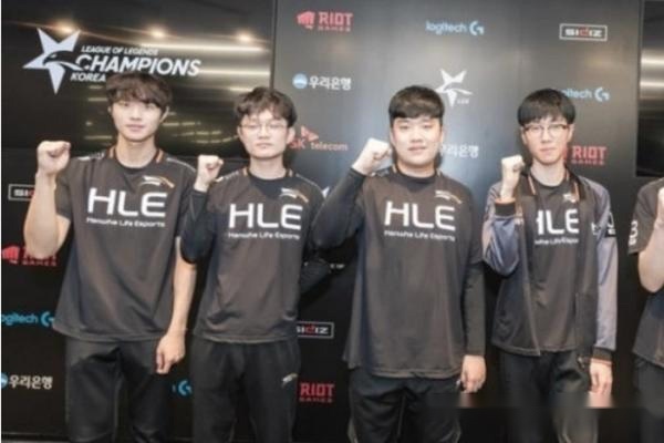 一人的身份 一人的身份