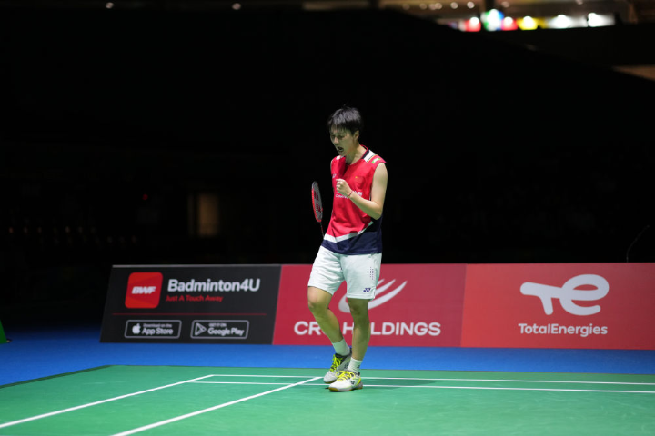 人瞩目的一 人瞩目的一